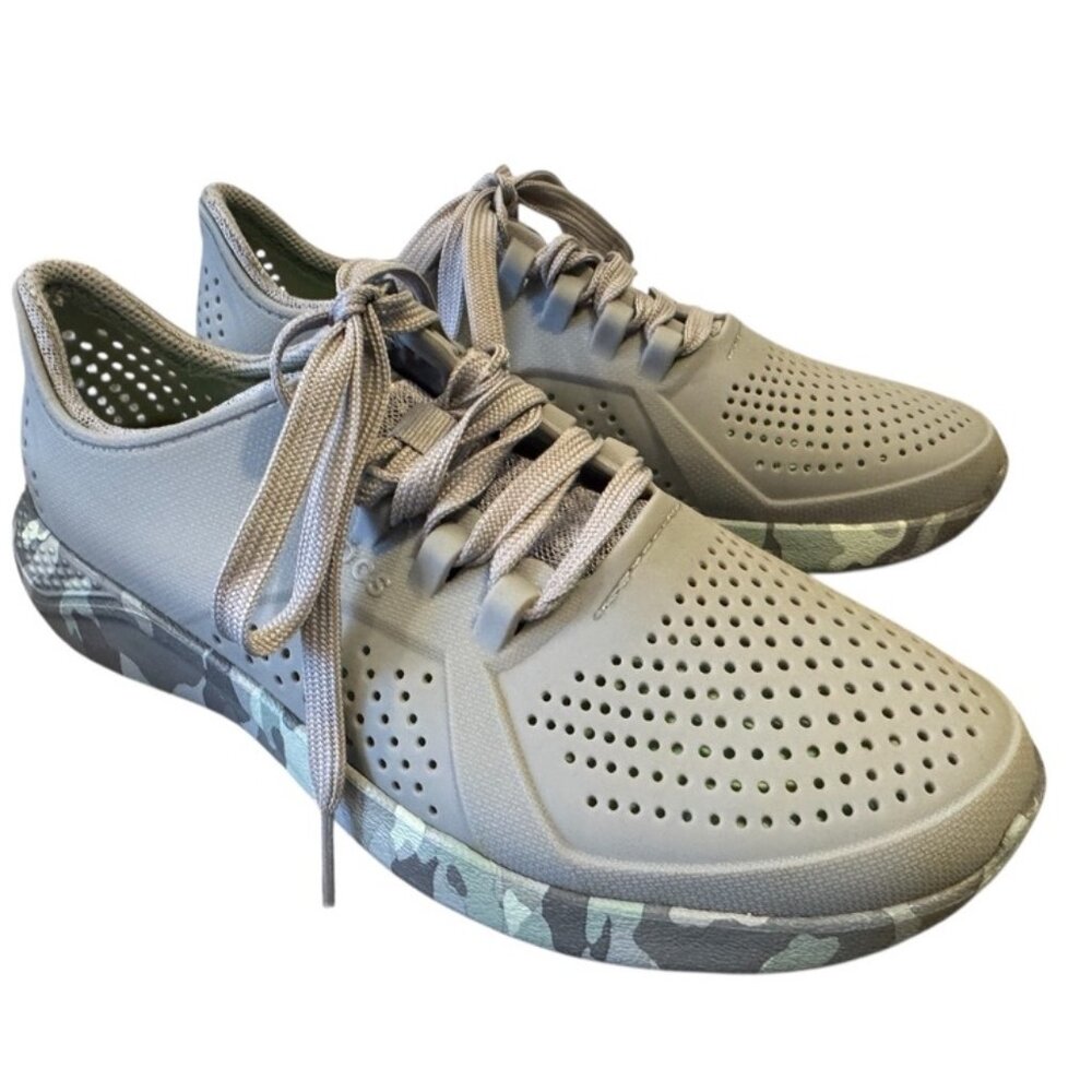 Crocs LiteRide Pacer Sneakers – Women’s Size 8 – Gray Camo Comfort Shoes